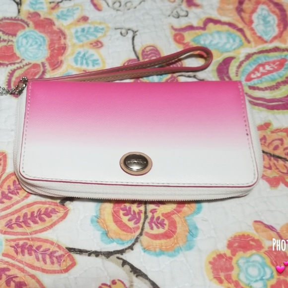 SOLD - Picture 2 of 6